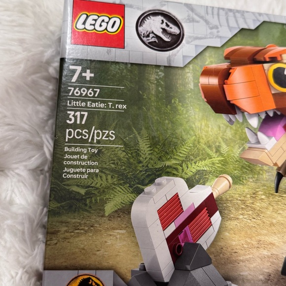 LEGO 76967 Jurassic World Little Eatie T. rex - Picture 4 of 6